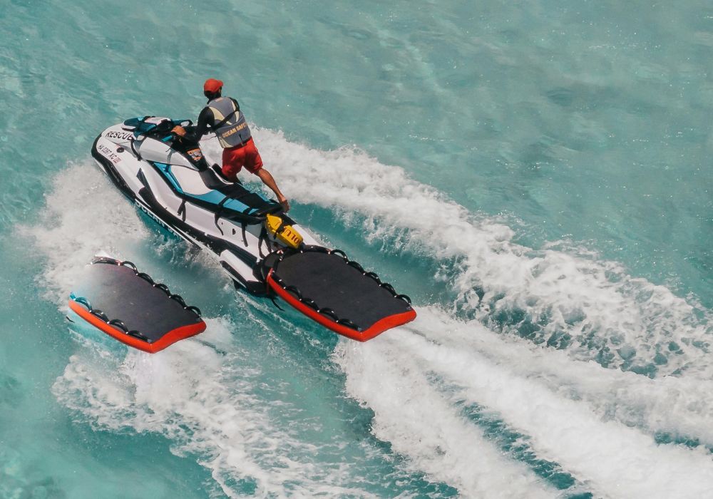 jetskiing tours in mombasa