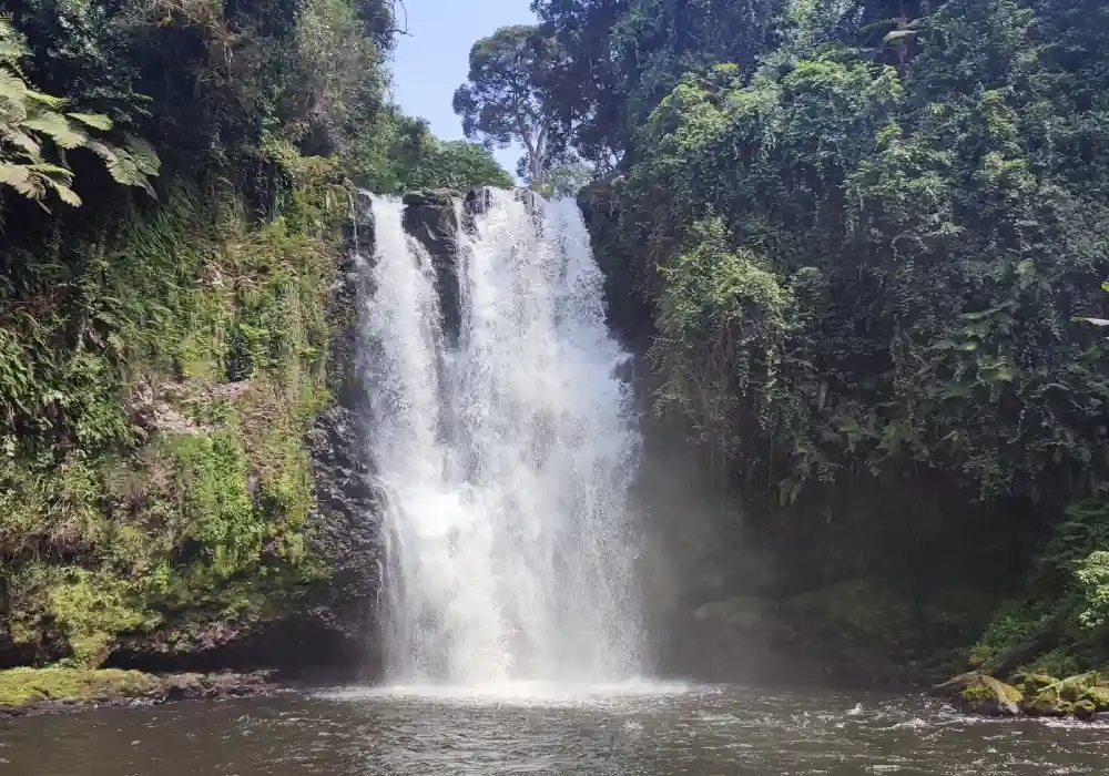 Hiking Tours - Kang'ere Falls