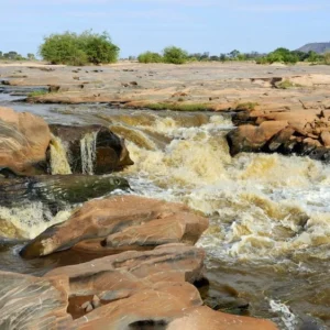 hotels in tsavo east